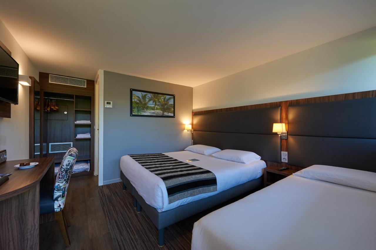 กีริอ๊าด บอร์โด เวสต์ - เมริญัก แอโรปอร์ Hotel เมรินแญค ภายนอก รูปภาพ