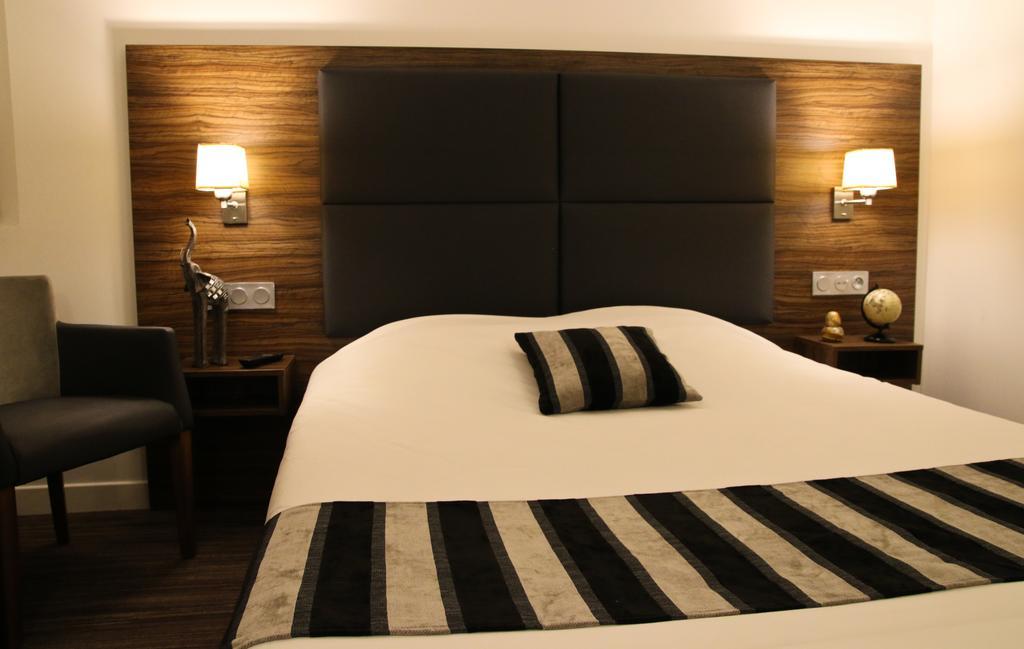 กีริอ๊าด บอร์โด เวสต์ - เมริญัก แอโรปอร์ Hotel เมรินแญค ห้อง รูปภาพ